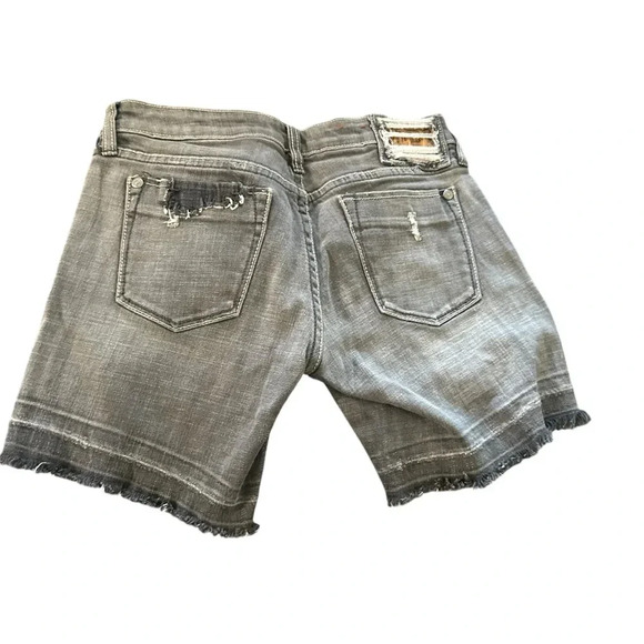 Pepe Jeans London women's size 27 faded distressed grey jean shorts - Picture 2 of 5